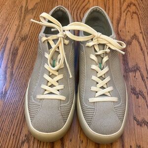 Rothy’s Lace Up Sneaker in Biscuit